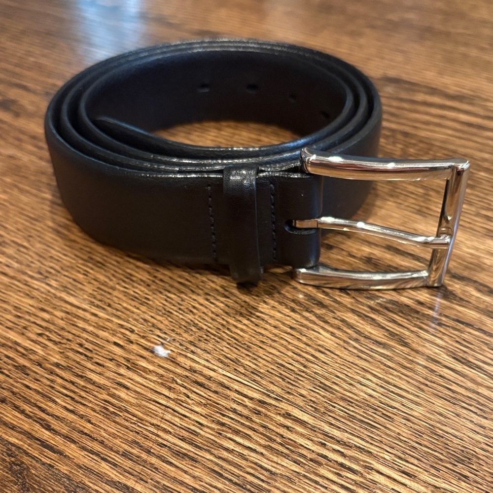 Black Italian embossed calf belt size 40.